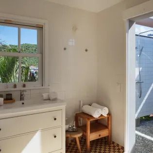 12.1 gustavia view bungalow guest bathroom 3 SBP