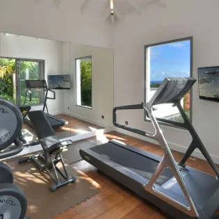 9 vacation rental photo St Barthelemy WV RMN Villa La Romance St Barts Villa RMNgym01 desktop SBP